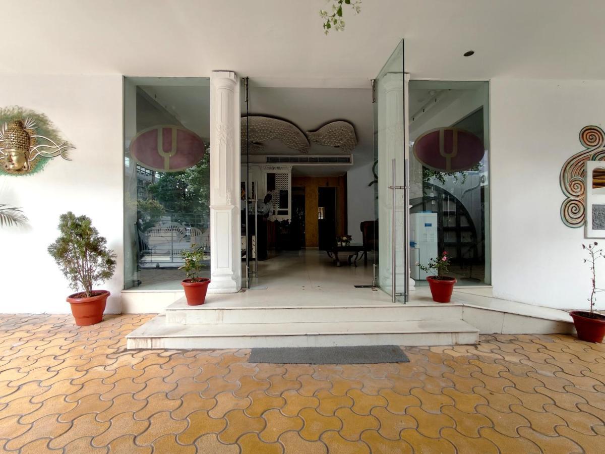 The Sky Imperial Hotel Yahvi Vadodara Exterior foto